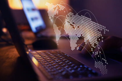 SCM Spectrum- Supply chain manager evaluating critical supplier relationships using MTCM.