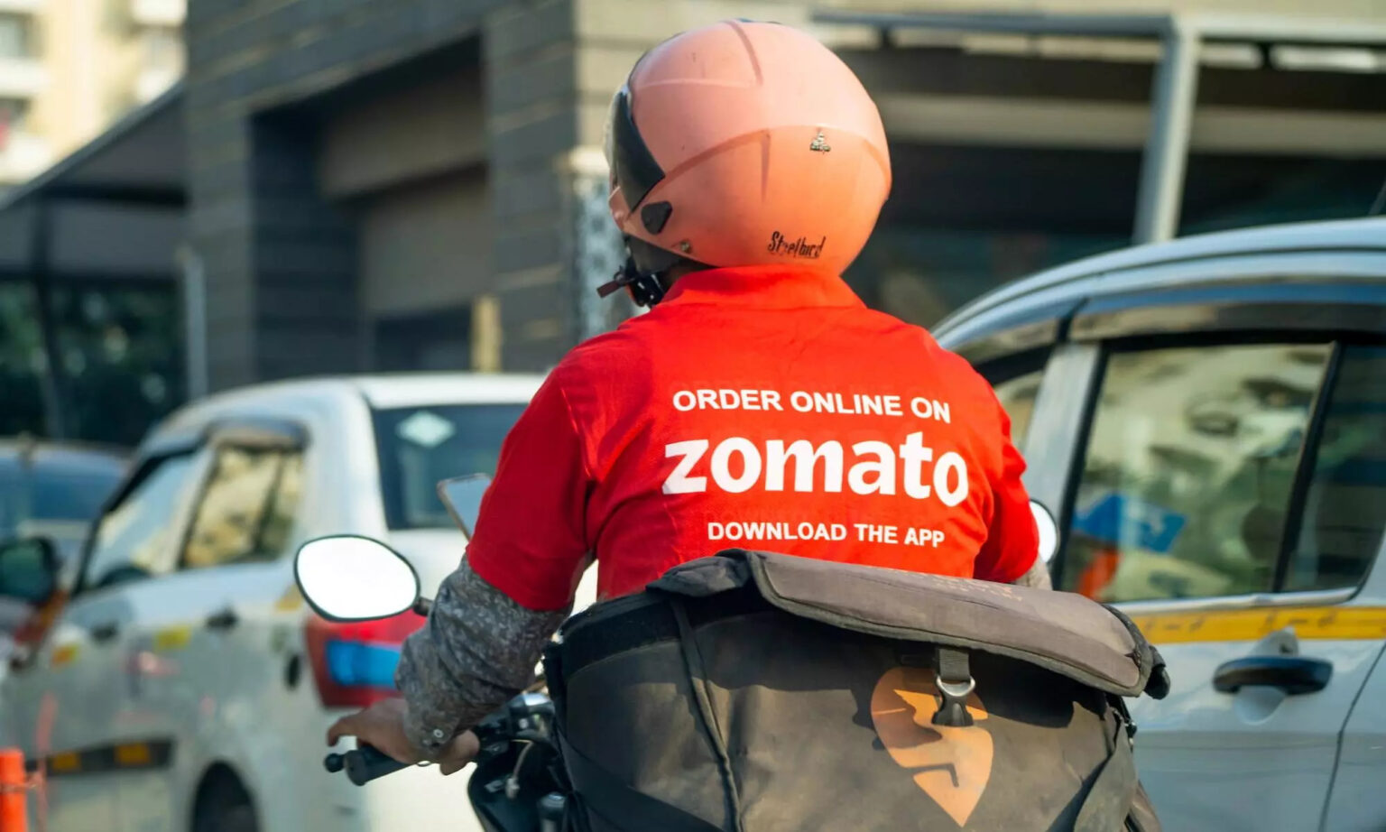 SCM Spectrum - Zomato reports 58% revenue growth in Q3 FY2025, driven by Blinkit and Hyperpure, despite profit challenges.