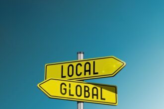Comparison of local and global food sourcing strategies