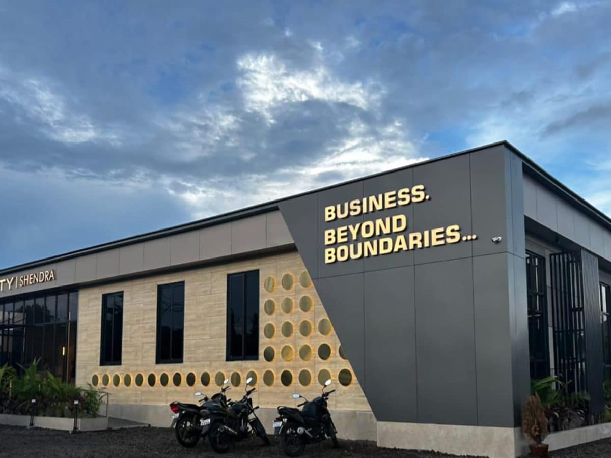 SCM SPECTRUM - Inspira Realty’s 232-acre industrial hub in Shendra MIDC, Maharashtra, with modern infrastructure and logistics facilities.